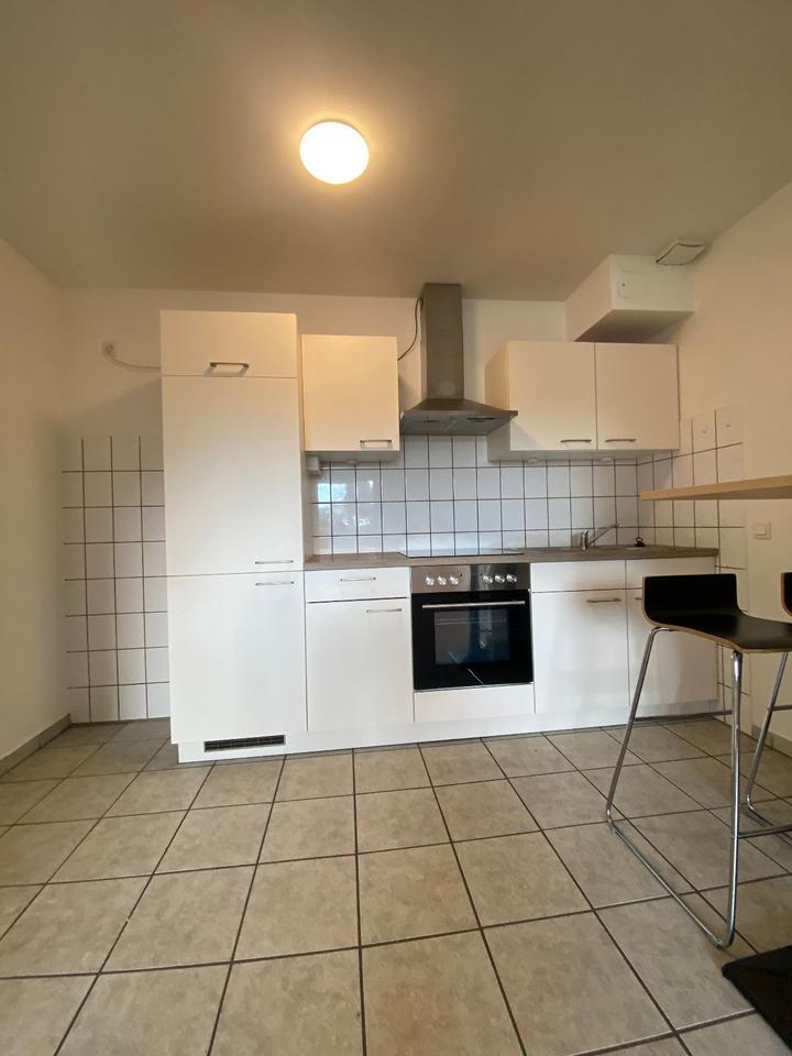 schöne Wohnung in Solingen Ohligs mit Küche und Stellplatz zimmer