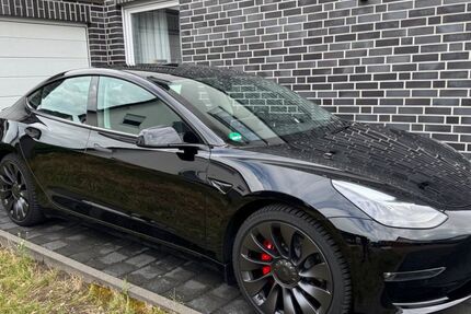 Tesla Model 3 69.000 km 31.999 &euro; Bottrop 46240