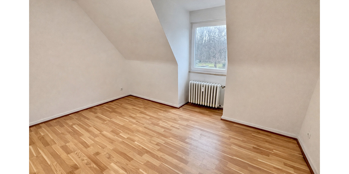Etagenwohnung Gelsenkirchen Scholven - 4 Zimmer, 124 m&sup2;, 94.900&euro; | Angebot:25423895