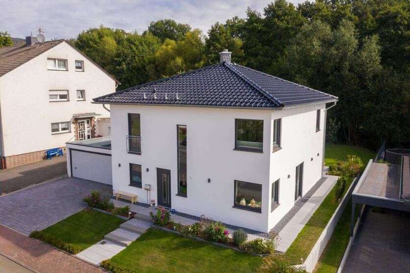 Haus zum Kaufen in Solingen 634.942 € 139 m²