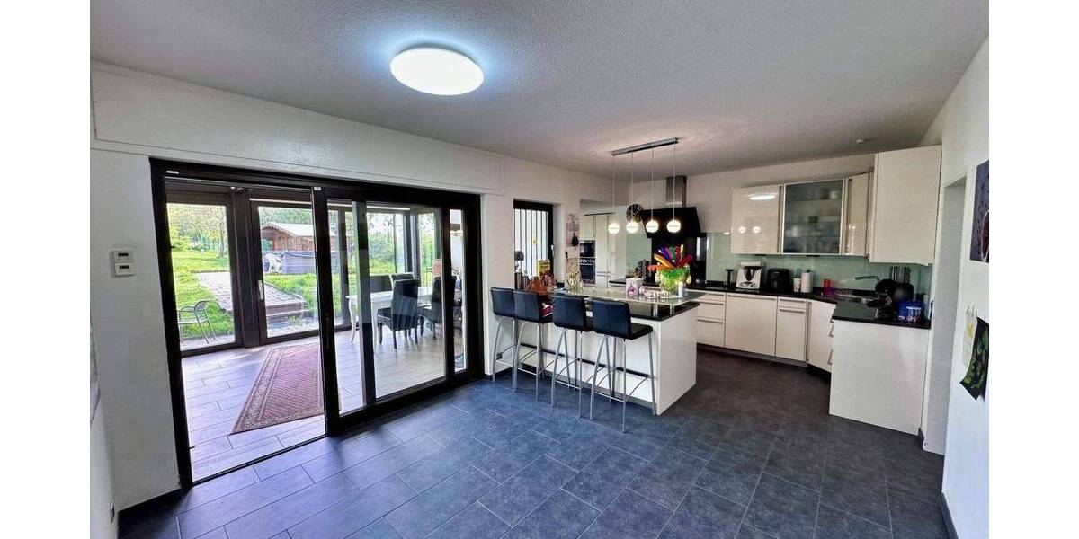 Einfamilienhaus Ratingen Breitscheid - 4 Zimmer, 315 m&sup2;, 1.300.000&euro; | Angebot:26455353