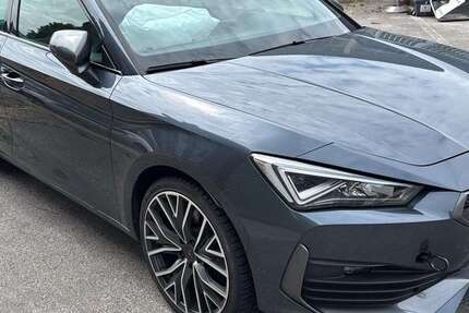 Cupra Leon 31.171 km 19.990 € Essen 45326