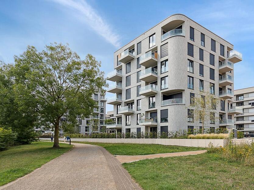 Familien aufgepasst: Lichtdurchflutete 4-Zimmer-Wohnung mit Balkon (mietpreisgedämpftes Wohnen) zimmer