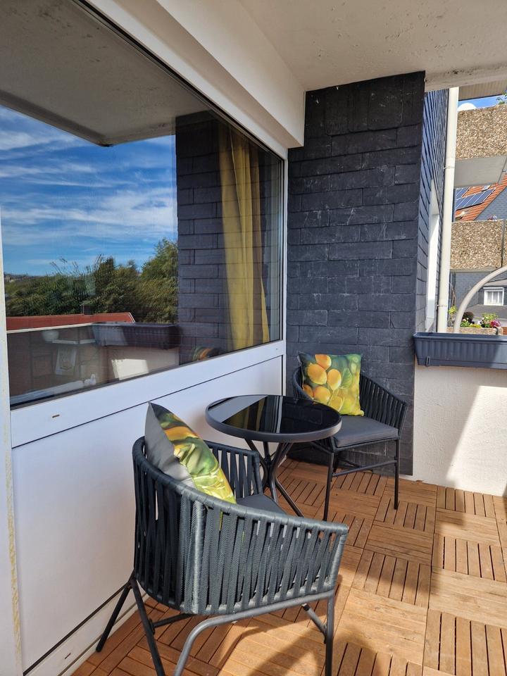 Modern & bezugsbereit: 3-Zimmer-Wohnung mit Balkon und Garage zimmer