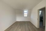 Dachgeschoßwohnung Gevelsberg - 3 Zimmer, 102 m&sup2;, 990&euro; | Angebot:25215040