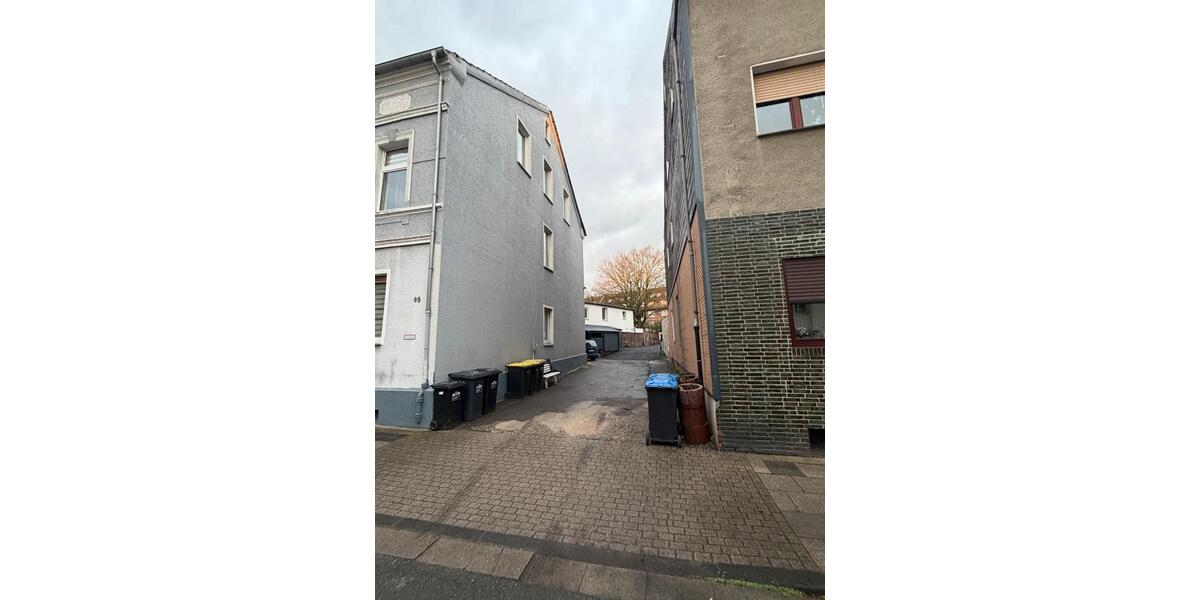 MEHRFAMILIENHAUS 25 zimmer