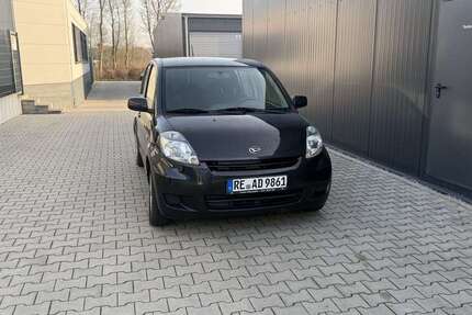 Daihatsu Sirion 128.000 km 2.250 &euro; oer erkenschwick 45739