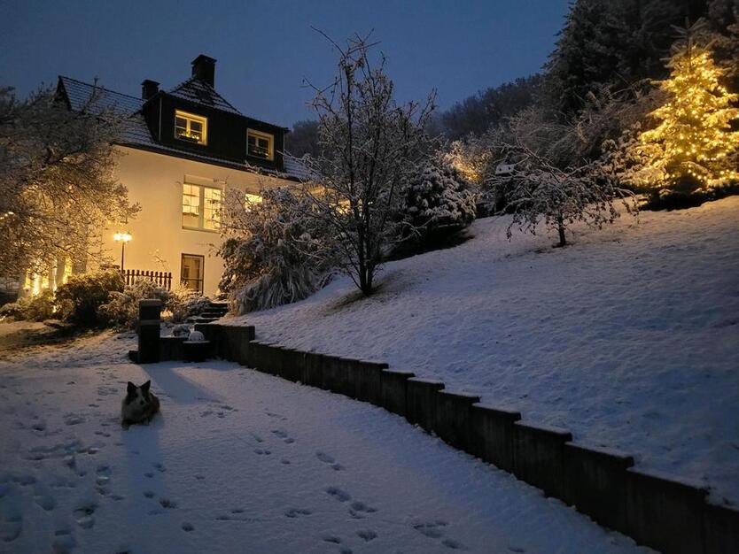 Repräsentatives Herrenhaus in Alleinlage mit EinliegerWohnung