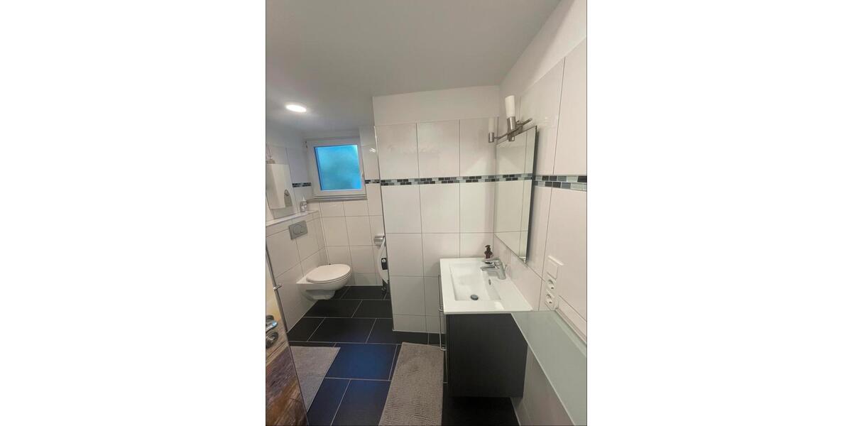 Lichtdurchflutetes Apartment mit Balkon - möbliert, Top Lage 1.5 zimmer