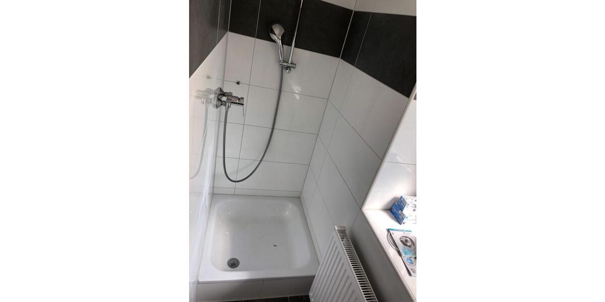 Schönes 2 Zimm. oder auch als Büro direkt am Rhein Ruhrort 2 zimmer