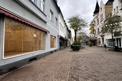 Haus Duisburg Essenberg - 6 Zimmer, 160 m&sup2;, 2.000&euro; | Angebot:25563067