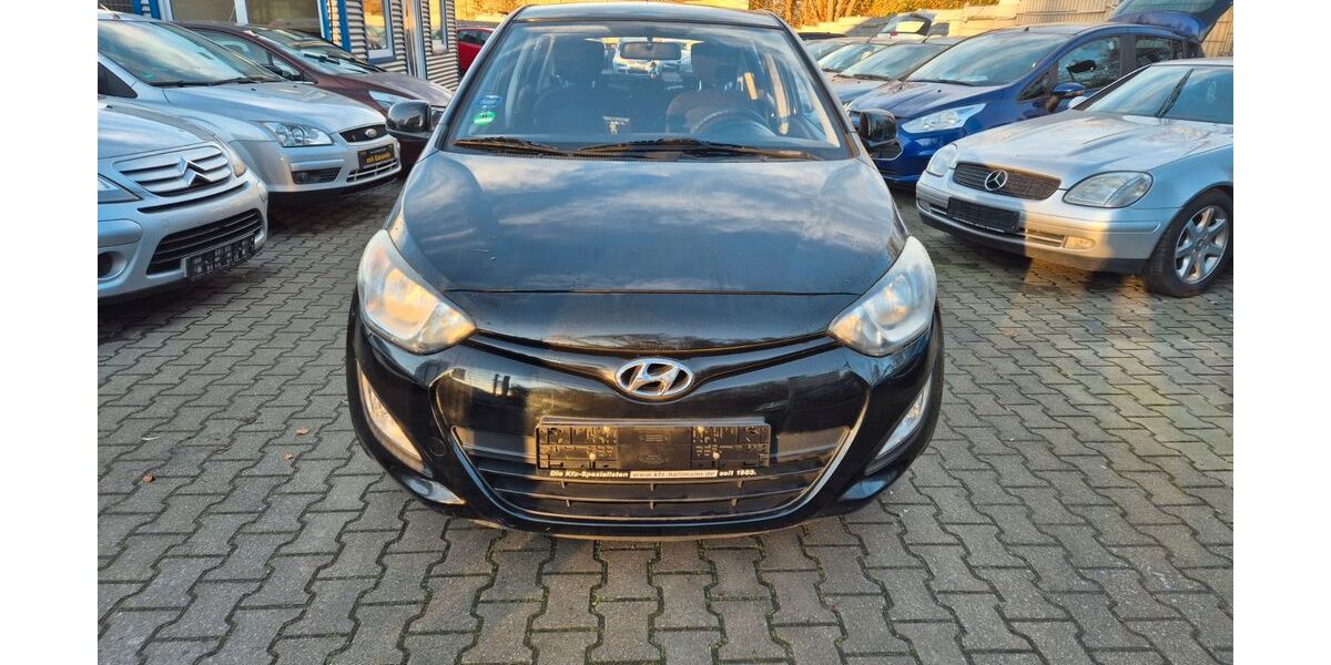 Hyundai i20 88.000 km 4.999 &euro; Essen 45356