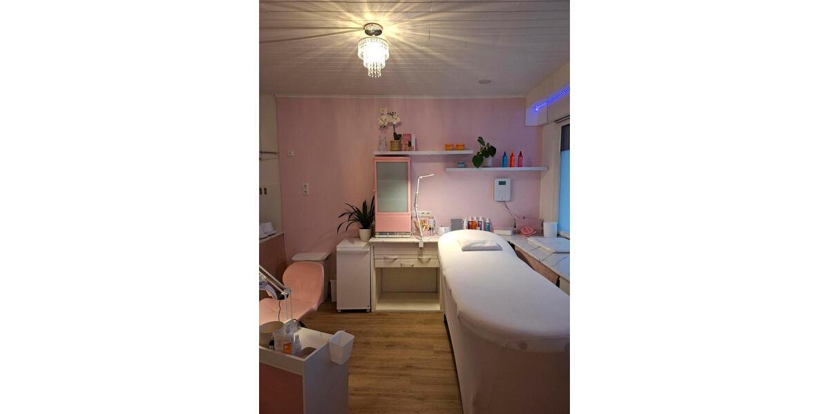 ehem. Kosmetikstudio in Toplage St. Augustin zimmer