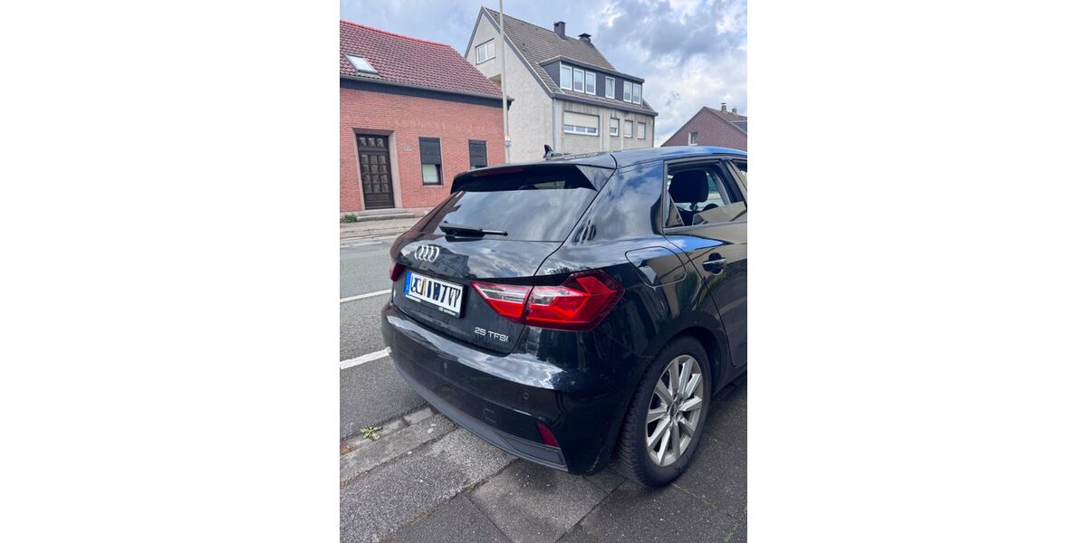 Audi A1 74.000 km 16.400 &euro; Oberhausen 46147