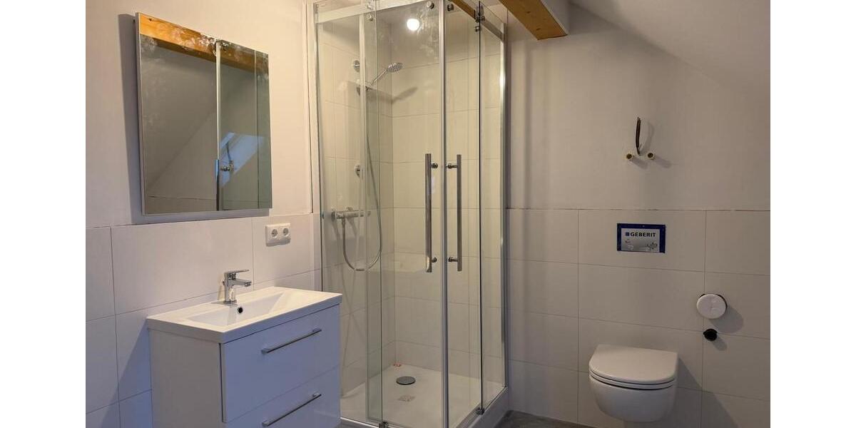 Dachgeschoßwohnung Bochum Günnigfeld - 3 Zimmer, 80 m&sup2;, 750&euro; | Angebot:24441580