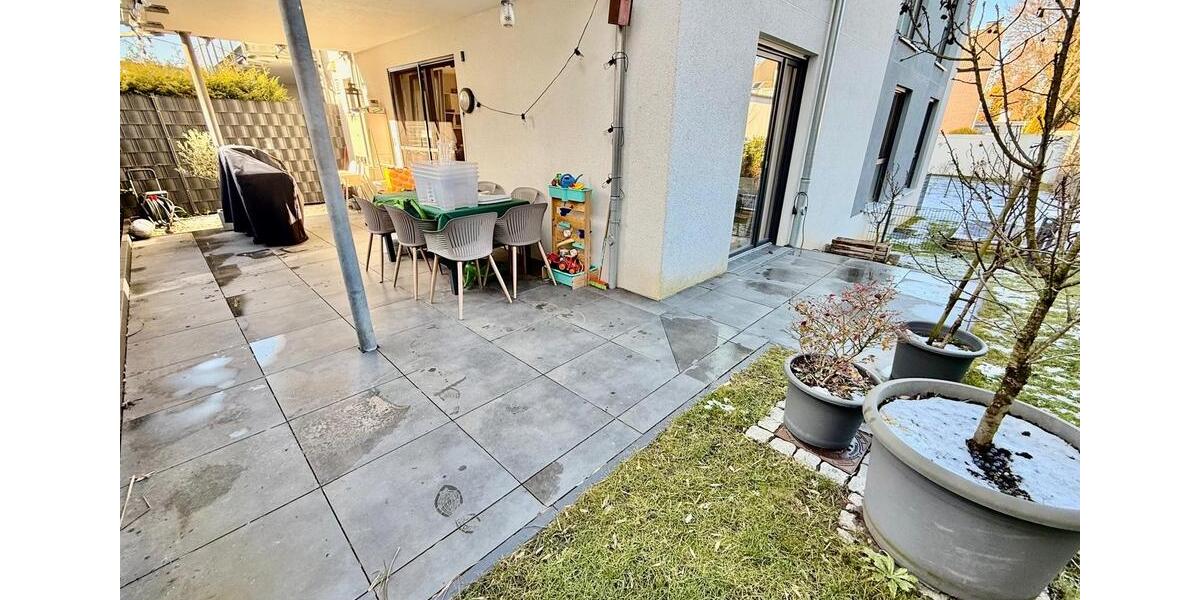 Barrierearme Erdgeschosswohnung mit Terrasse, Garten etc. 3 zimmer