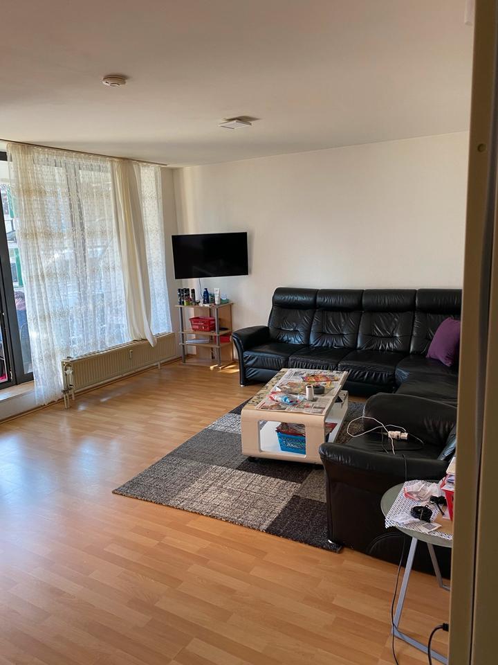 Solingen 2 Zi.Wohnung Nähe Hauptbahnhof mit Stellplatz Balkon