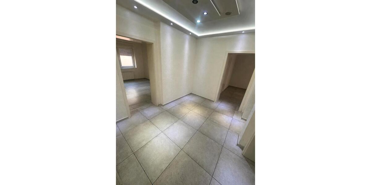 Hochparterre Castrop-Rauxel Becklem - 4 Zimmer, 90 m&sup2;, 140.000&euro; | Angebot:27474975