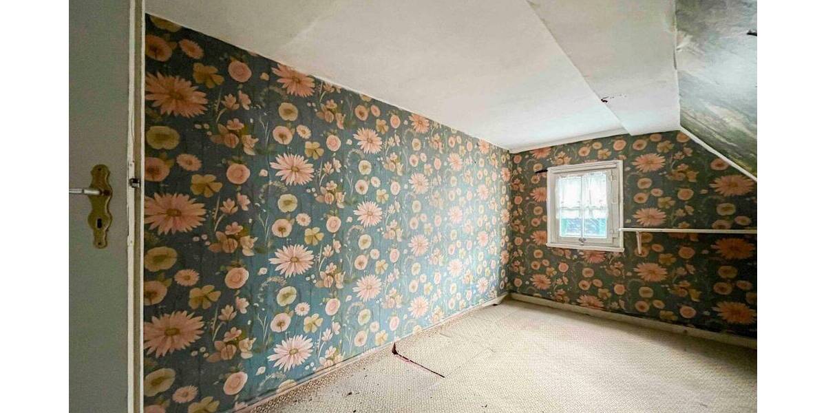 Einfamilienhaus Solingen Gräfrath - 6 Zimmer, 160.000&euro; | Angebot:26876045