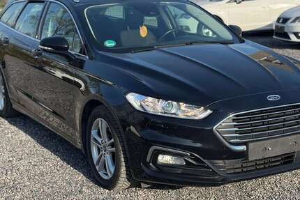 Ford Mondeo 195.000 km 7.999 &euro; Essen 45307