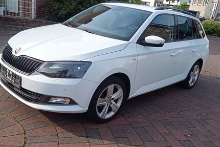 Skoda Fabia 107.140 km 9.450 € Krefeld 47800