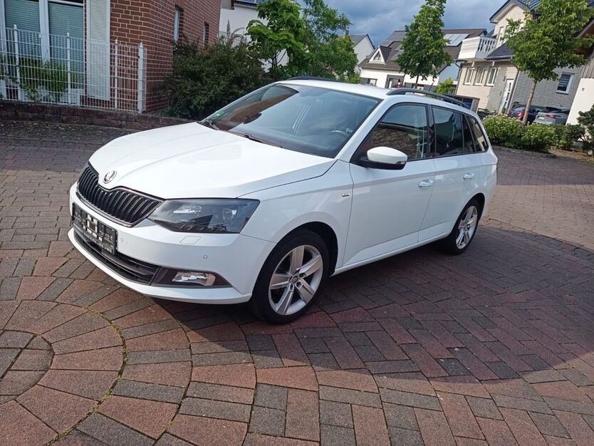 Skoda Fabia 107.140 km 9.450 € Krefeld 47800