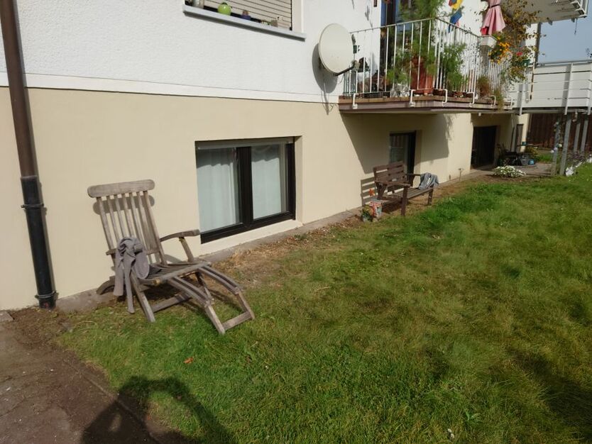 Provisionsfrei* Mehrfamilienhaus mit 4 Garagen in guter Lage 14 zimmer