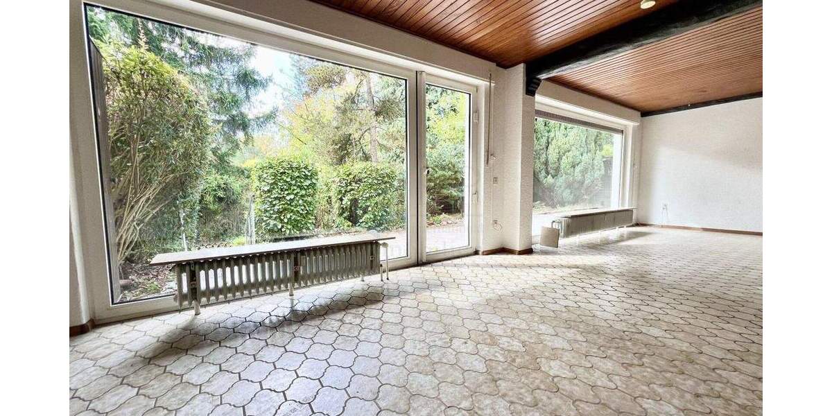 BURGALTENDORF: GROSSZUEGIGE ETW MIT 5 ZIMMERN, GARAGE, GARTEN UND UNTERGESCHOSS 5 zimmer