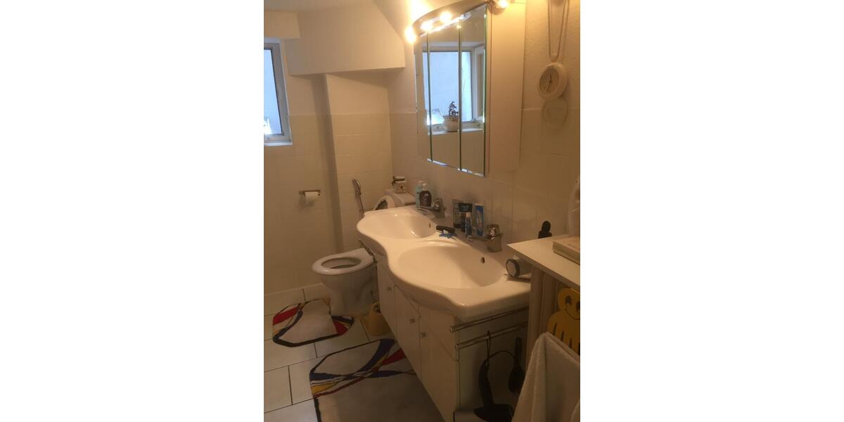 Schöne 65 qm Wohnung Büro oder Praxisräume in Bochum-Stiepel-Dorf 2.5 zimmer