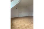 Dachgeschoßwohnung Bochum Eppendorf - 2 Zimmer, 43 m&sup2;, 330&euro; | Angebot:26447956