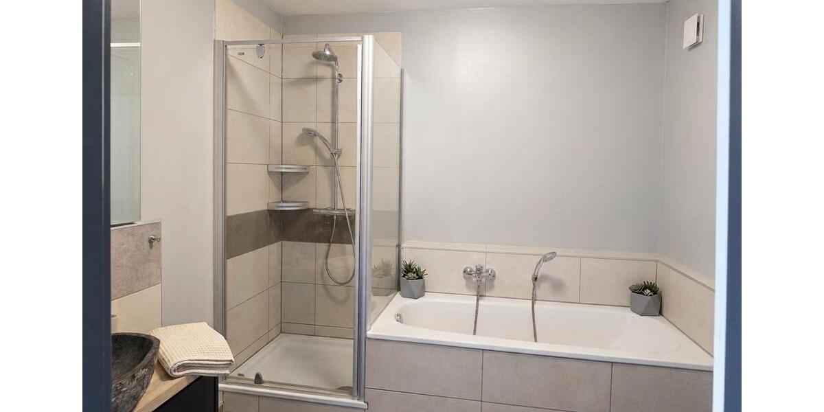 Etagenwohnung Wuppertal Gemarkung Ronsdorf - 2.5 Zimmer, 80 m&sup2;, 298.000&euro; | Angebot:27413709
