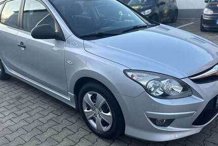 Hyundai i30 130.000 km 4.490 &euro; Gladbeck 45968