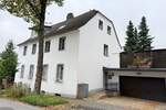 Renovierungsbedürftiges 2-Familienhaus mit Garage und parkähnlichen Grundstück 5 zimmer