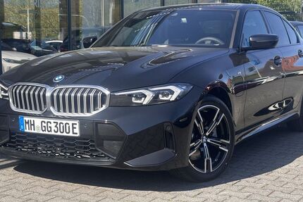 BMW 330 10.990 km 45.550 € Mülheim 45472