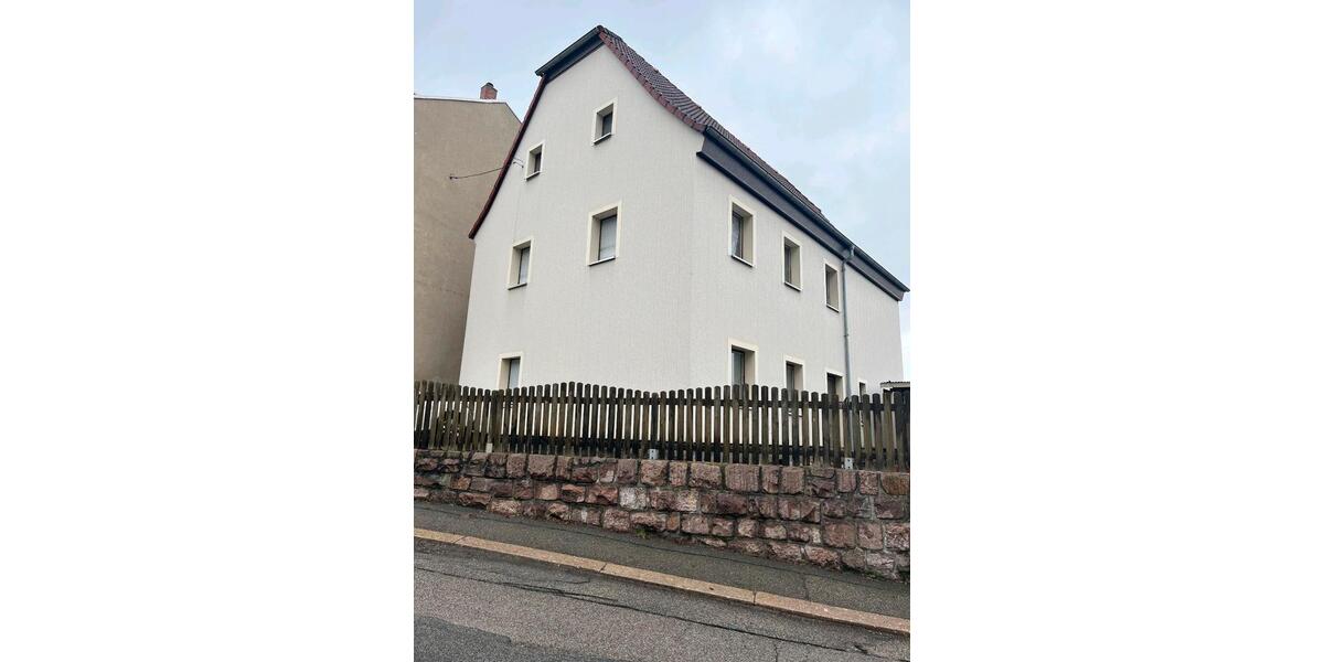 Einfamilienhaus Essen Stadtbezirk VI - 8 Zimmer, 240 m&sup2;, 72.000&euro; | Angebot:25483492