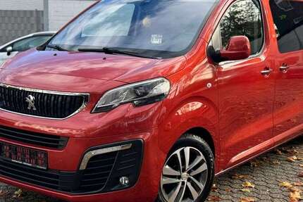 Peugeot Traveller 150.000 km 24.800 € Düsseldorf 40233