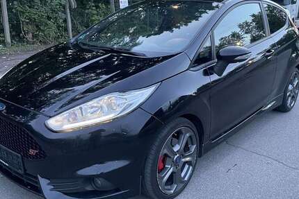 Ford Fiesta 163.000 km 5.900 &euro; Gelsenkirchen, Stadt 45889