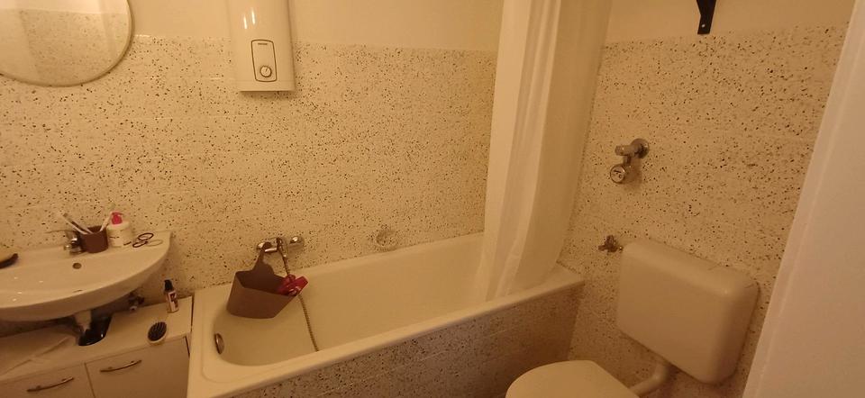 Etagenwohnung Essen Stadtbezirk IV - 2 Zimmer, 40 m&sup2;, 420&euro; | Angebot:26356497
