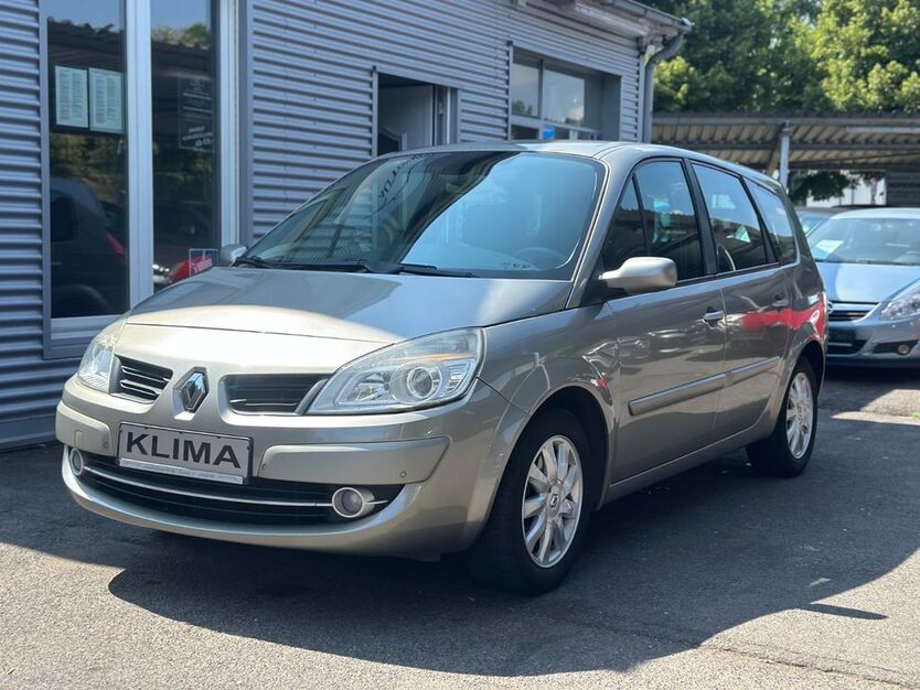 Renault Scenic 189.200 km 2.500 € Krefeld 47809