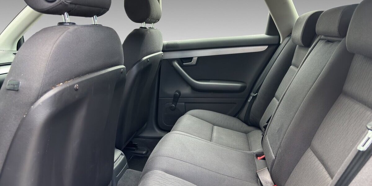 Audi A4 2,0 TDI Klima Navi Xenon 293.355 km 2.500 &euro; Wuppertal 42327