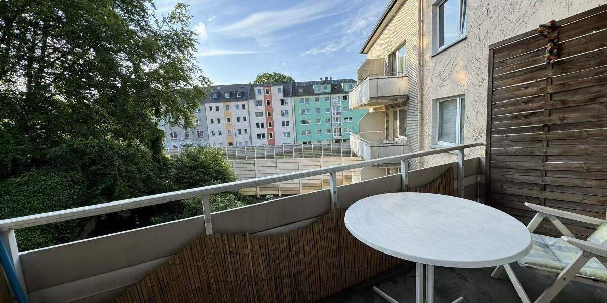 Sieben Mehrfamilienhäuser in Essen und Oberhausen- ein Eigentümer. 1 zimmer