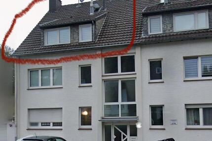 62qm Dachgeschosswohnung + 38qm Speicher (ausbaubar) zu verkaufen 2 zimmer