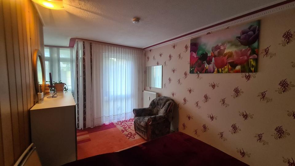 Erdgeschoßwohnung Wuppertal Cronenberg - 4 Zimmer, 113 m&sup2;, 299.000&euro; | Angebot:24901095