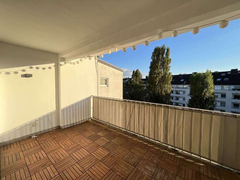 Wohnung zum Kaufen in Düsseldorf 819.000 € 173.79 m²
