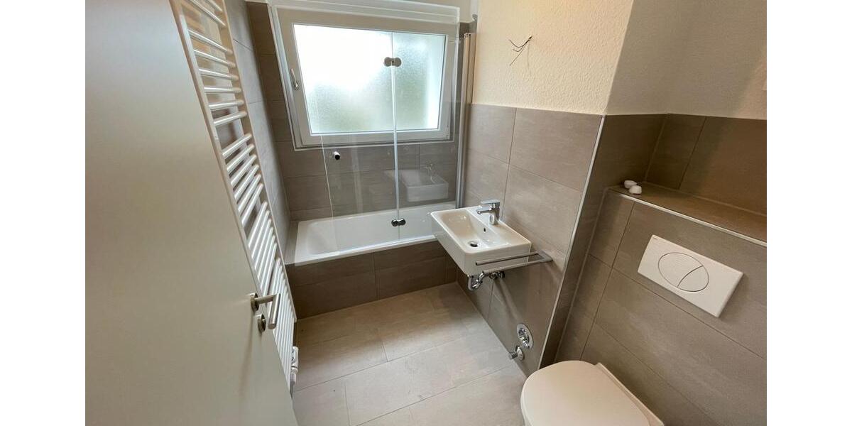 Etagenwohnung Essen Stadtbezirk III - 3 Zimmer, 80 m&sup2;, 825&euro; | Angebot:26674869
