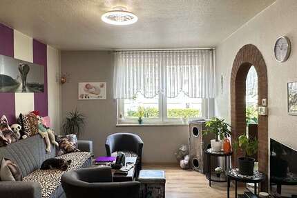 Wohnung zum Kaufen in Duisburg 70.000 € 47.7 m²