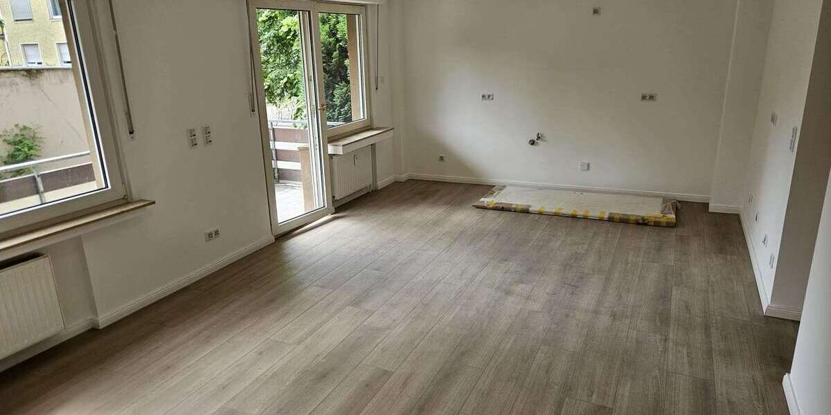 Etagenwohnung Duisburg Obermeiderich - 4 Zimmer, 93 m&sup2;, 240.000&euro; | Angebot:26927417