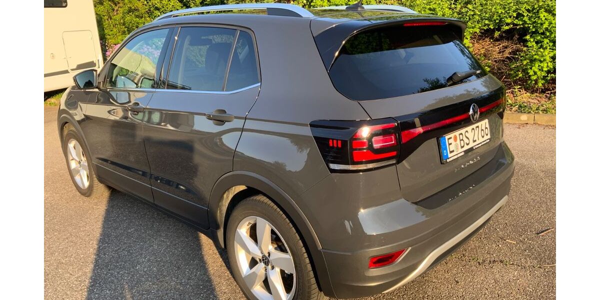 VW T-Cross 64.000 km 16.960 &euro; Essen 45355