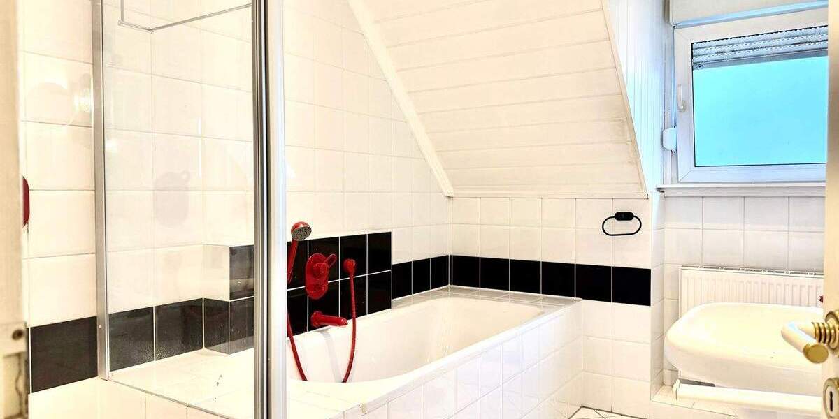 WARTELISTE! Familienglück in Saarn - Großzügiges Haus mit Garten, Garage und viel Platz zum Leben 6 zimmer