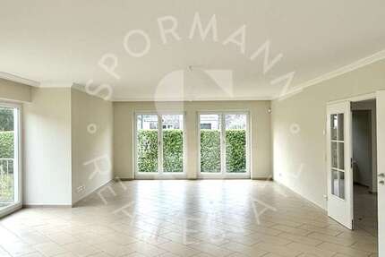 Haus zum Mieten in Düsseldorf 5.750 € 286 m²